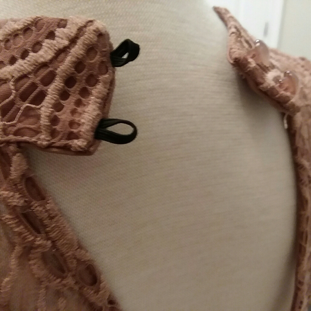 Dress - Picture 3 of 6